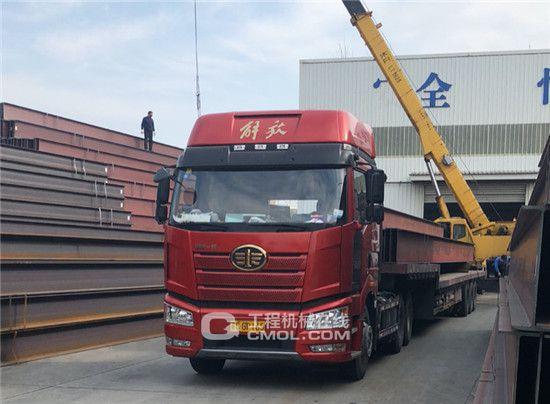 复工复产,6000吨h型钢陆续运抵中车各工厂料